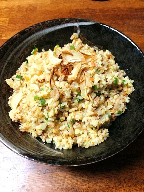 にんにくチップ入り 挽肉チャーハン|パキンさん