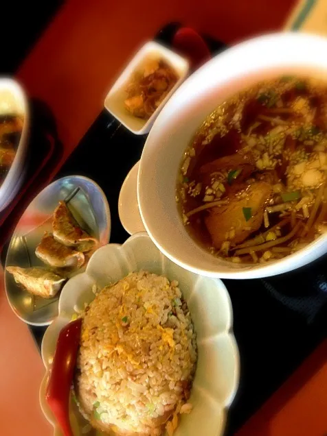 チャーハン、ラーメン、餃子のセット|しょうさん