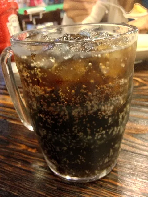 Frosty mug coke|Nicholas Tayさん