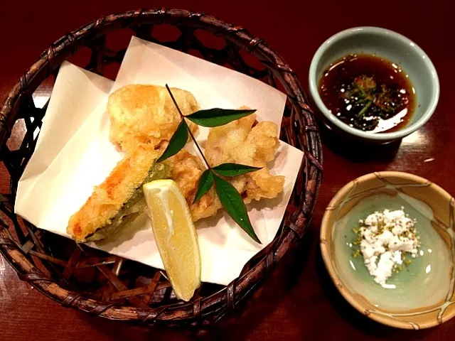 蜂巣 焼き芋、カボチャ、地鶏 天ぷら|ochihekoさん