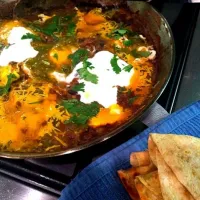 Snapdishの料理写真:Black Bean Huevos Rancheros|irene Carranzaさん