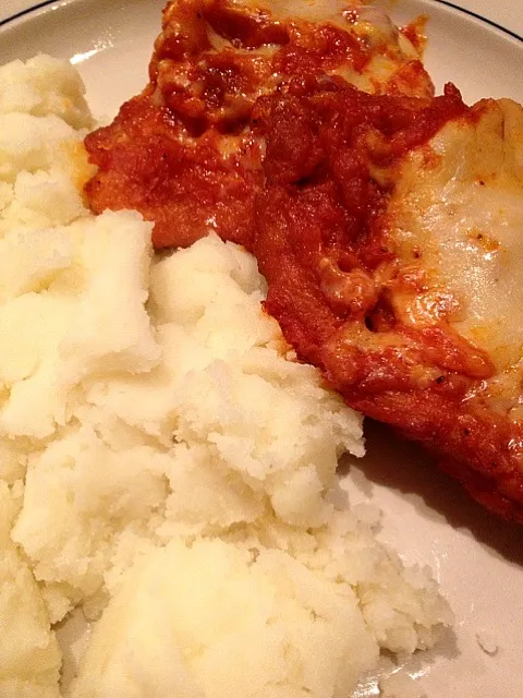 Chicken Parm w/ Mashed Potatoes|Myraさん