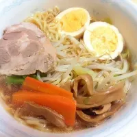 Snapdishの料理写真:野菜たくさんラーメン♡|ありささん