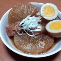 Snapdishの料理写真:大根鶏肉卵のトロトロ煮|わっかさん