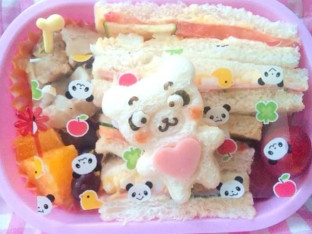 Lunch box☆sandwich　Panda🐼ｻﾝﾄﾞｳｨｯﾁ　パンダ|🌈Ami🍻さん