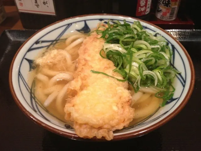 ぶっかけうどん + かしわ天を頂きました。|momongatomoさん