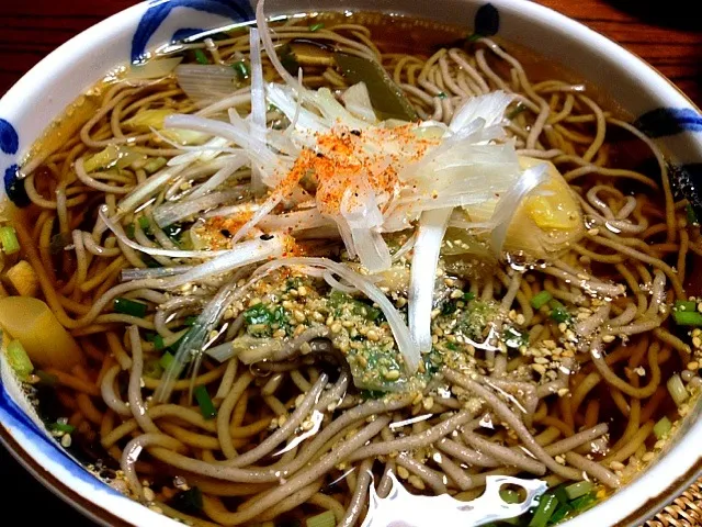 年越し蕎麦/2杯目Σ(￣。￣ﾉ)ﾉ|KAZUTOさん