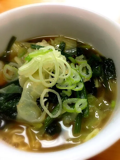 旦那ご飯 残り野菜で醤油ラーメン|Acoさん