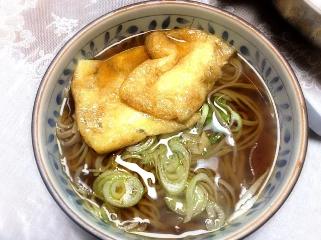 あけおめ！年越し蕎麦食べてました|りえさん