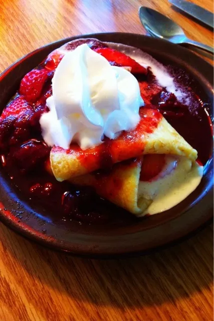 Crepe strawberry|hedtoonさん