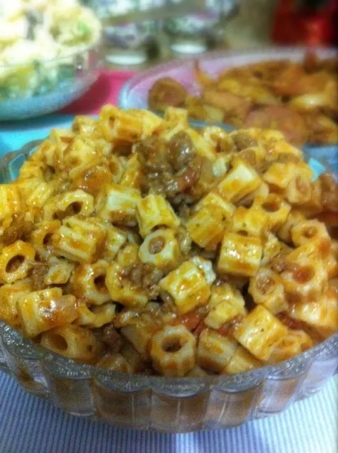 Beef, tomate and pesto macaroni|maria katrina valenciaさん