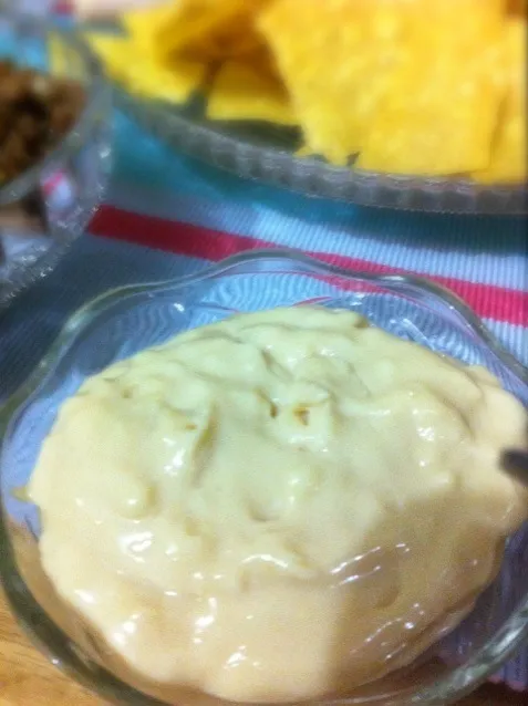 Cheese sauce for nachos|maria katrina valenciaさん