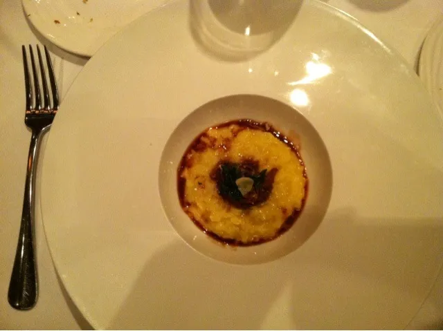 risotto ala milanese saffron risotto braised veal breast fried paraskeu garlic confit|kellie holmstromさん