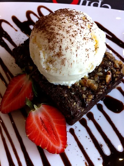 Brownie with ice cream|mikko tanさん