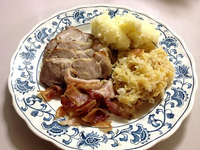 Baked Pork and Sauerkraut|Johnnyさん