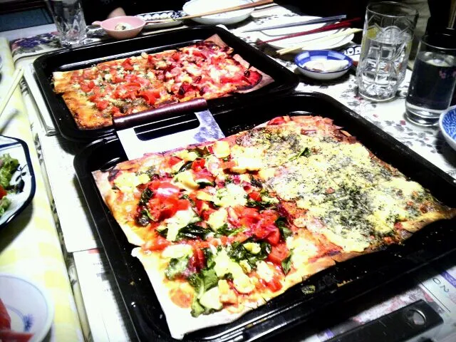 Snapdishの料理写真:Pizza : Margherita, Prosciutto, Ortorana, Quattro formaggi|Daisukeさん