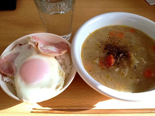 ハムエッグ丼|トリさん