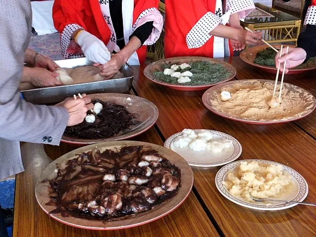 餅つき大会＼(^o^)／|岩﨑 正勝さん