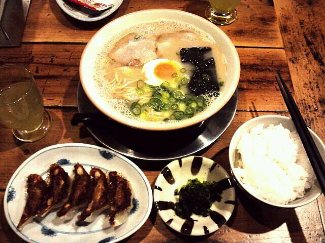 Snapdishの料理写真:ラーメンセット|egoshiさん