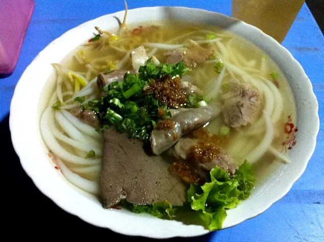 ก๋วยเดี๋ยวกัมพูชา カンボジアの麺料理@プノンペン|akiさん