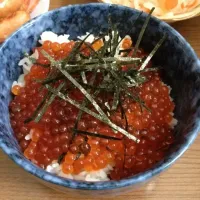 Snapdishの料理写真:ばあちゃん特製いくら丼|ザキさん