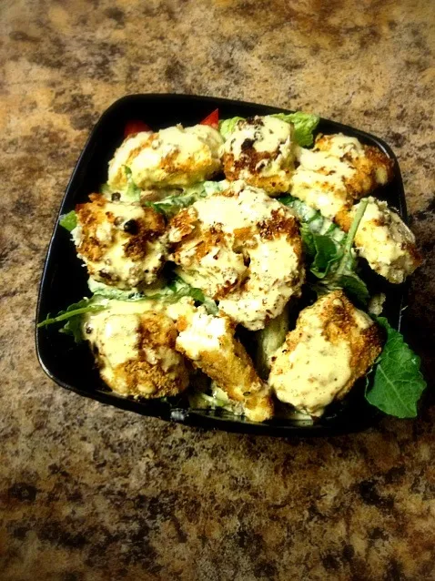 Coconut Halibut and Shrimp Salad with Spicy Ginger Mayo|Jules Vloskyさん