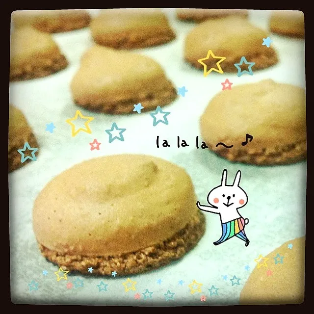 Bitter sweet  macarons shells|nuttyさん