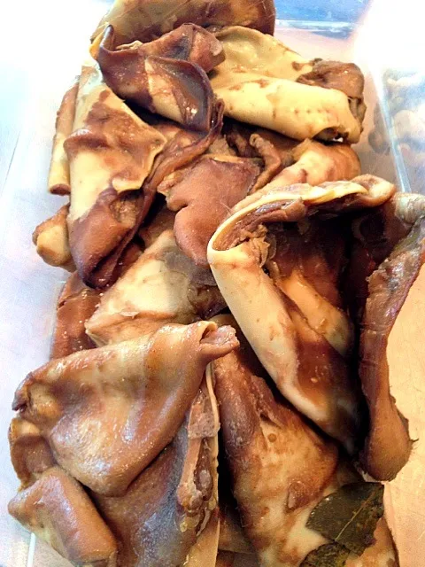 Snapdishの料理写真:Pig's Ears|sharon lavoisneさん