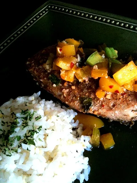 Snapdishの料理写真:Baked and pan-seared tuna|Mrs. Beagleさん