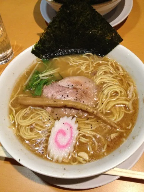 煮干豚骨ラーメン|よせふさん