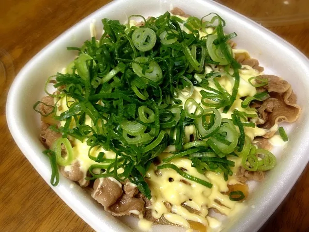 すき家 ねぎマヨ牛丼(๑´ڡ`๑)|Kojiさん