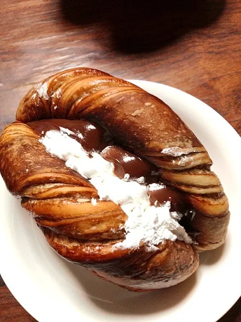 お夕飯前のパン。|hiroさん