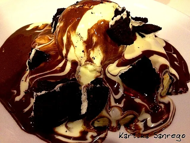 Oreo & Cheese Single Pancake with Vanilla Ice Cream|Kartika Sari Sanregoさん