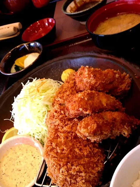 かつ榮のロースカツ＆大粒カキフライ定食|wildcat山猫さん