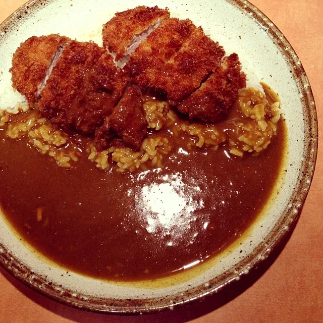 Snapdishの料理写真:ヒレカツカレー♬|Takashi TOGAWAさん