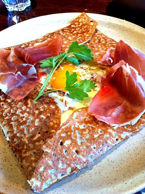 Raw Ham Egg potato & cheese Creperie|sirakorn owadaさん