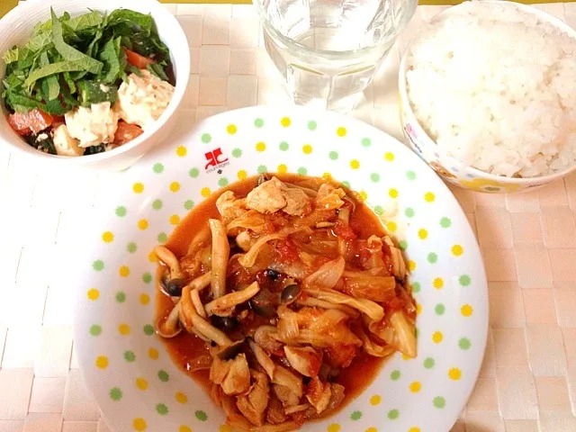 オクラと豆腐のコロコロサラダ
トマトとキャベツのチキンシチュ
ご飯|こなつさん