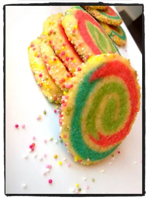 pinwheel rainbow cookies❤|shafiyaさん