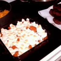 Snapdishの料理写真:Burgers, Sweet Potatoes, & Macaroni.|Emily Fritzさん