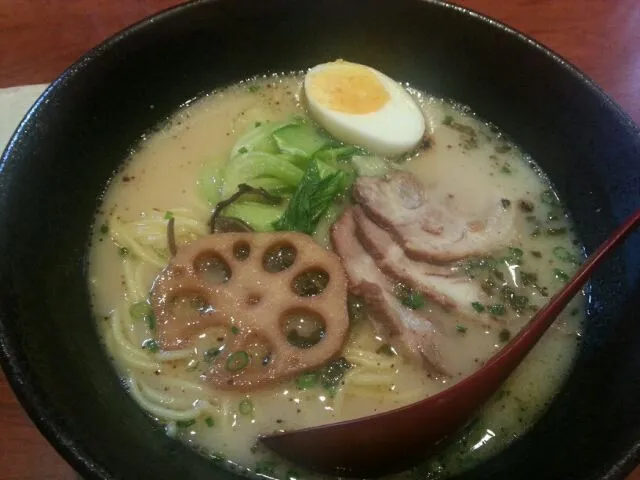 Snapdishの料理写真:熊本ラーメン|堀江  美穂さん