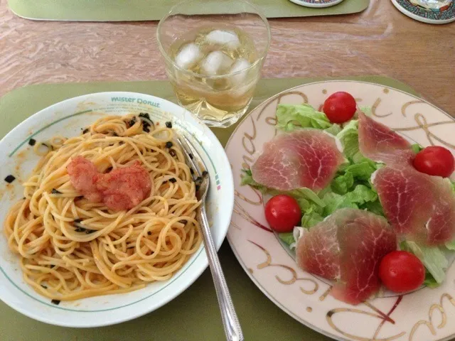 今年初のお休みは明太子パスタに生ハムサラダ♪|namikoさん