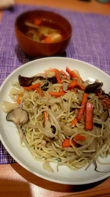 塩麹焼きそばとけんちん汁|ヤマモトショウコさん