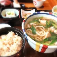 美々卯の鶏なんばんうどんと季節のご飯セット|みりんさん