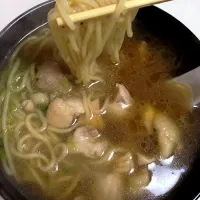 Snapdishの料理写真:簡単醤油ラーメン|ゆっこさん