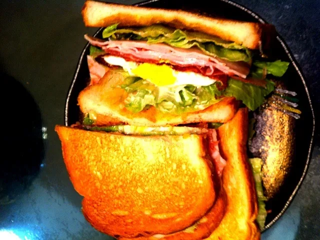 Clubhouse sandwich|iseさん