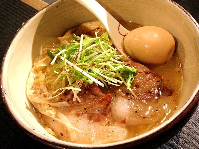 特製らぁめん ゆず塩 ボコボコ麺 初ラーメン、麺が柔らかくて好みじゃなかったな。。。|Keitaさん