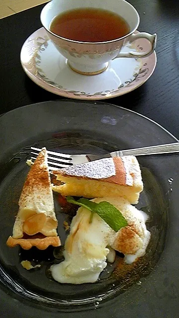 さつまいものタルト＆チーズケーキ♡でおうちCafe🎂|りえさん