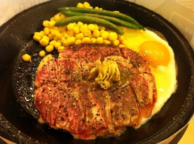 Tokusen Steak ृ₍o̴̶̷̤ᴗo̴̶̷̤ ृ₎|꒰✾꒱˚°꒰ben꒱°˚꒰✾꒱さん