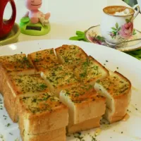 Snapdishの料理写真:갈릭 브레드 Garlic Bread ガーリック|yangさん