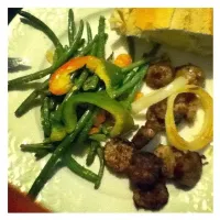 Sweet Italian Sausage w/ Green Beans|Andria Riveraさん